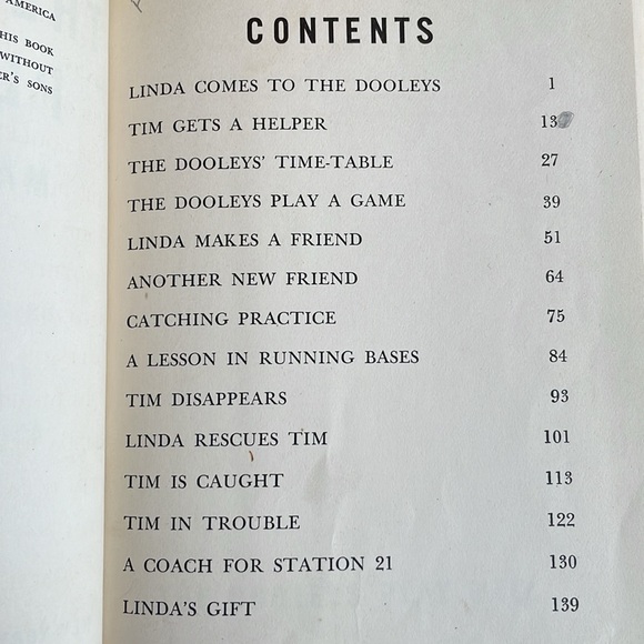 The Dooleys Play Ball by Marion Renick; Illustrated by Dwight Logan 1950 - Picture 6 of 13